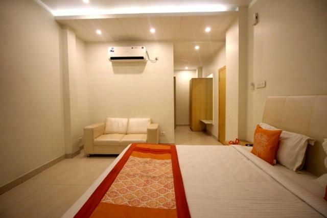 Hotel Yash Inn Mirzāpur Exterior photo