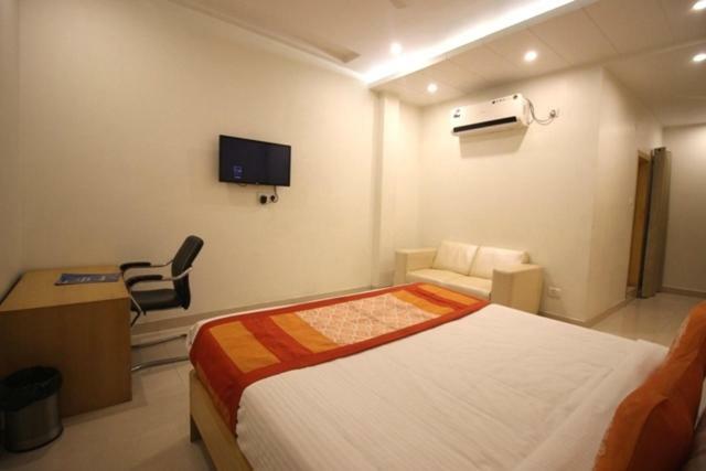 Hotel Yash Inn Mirzāpur Exterior photo